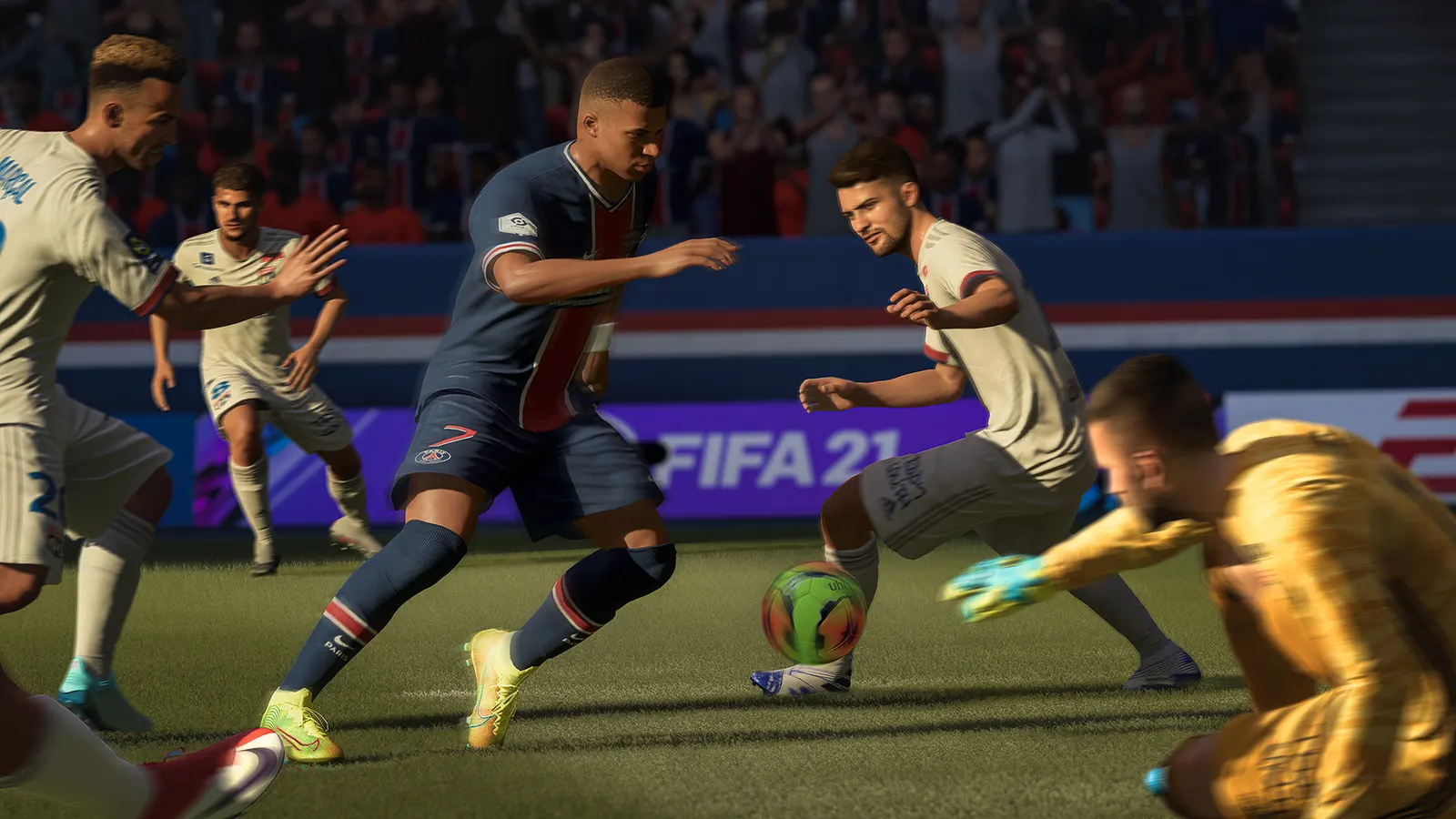 EA SPORTS™ FIFA 21 media 8