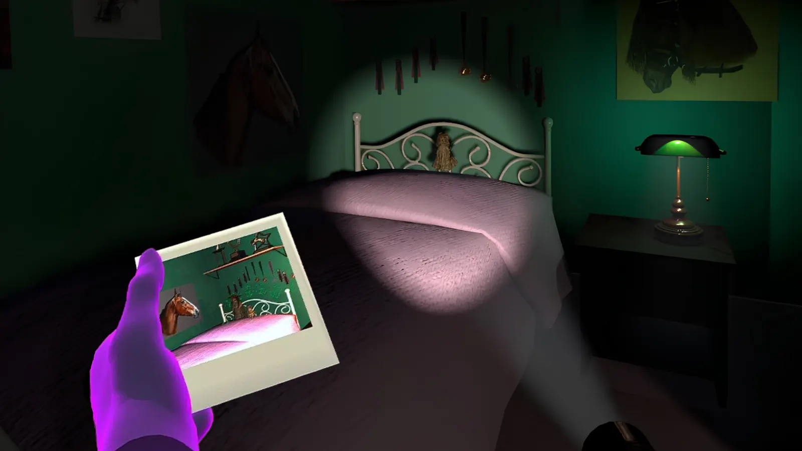 GHOST CAM media 8